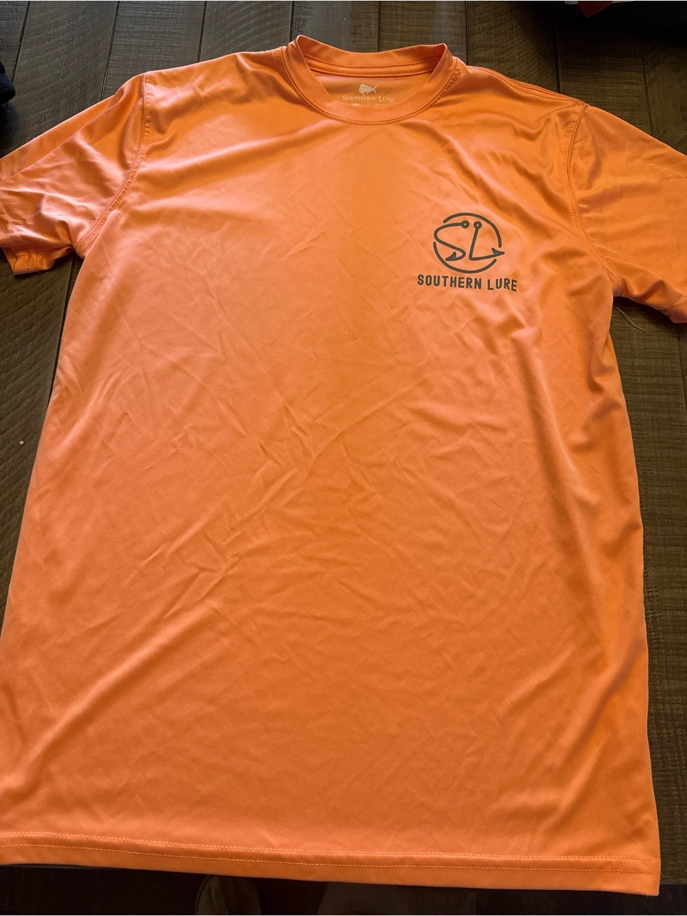 Southern Lure Men's Short-Sleeve Performance Tee in Coral Orange